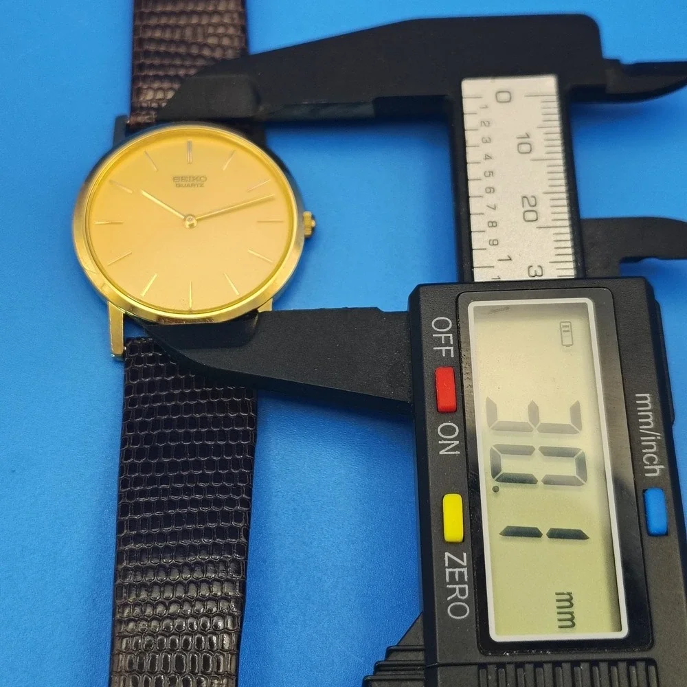 Vintage‎ 1981 Seiko Japan 30mm Mens Quartz Dress Watch Lizard Strap Full Restore